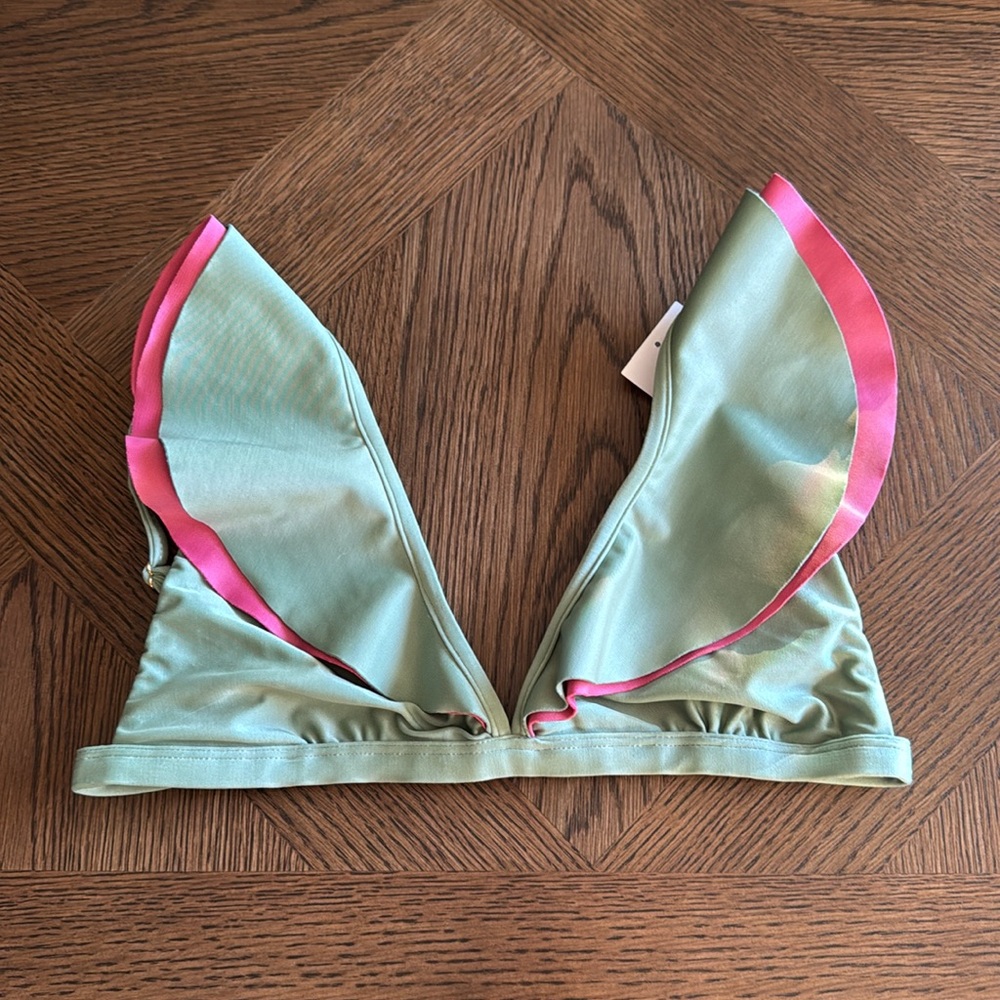 Farm Rio Ruffle Bikini Top, Size Large, $$115 - Picture 9 of 12